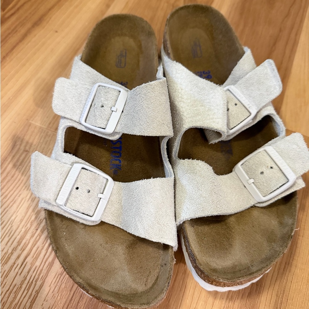 Birkenstock Cream Suede Sandals